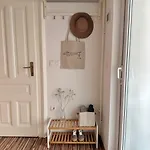 Cozy With Secret Garden Daire